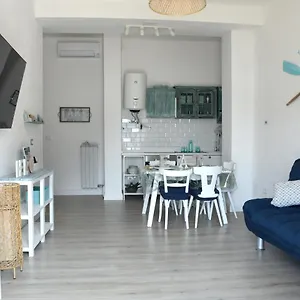 https://paradise-lake.it-lombardy.com