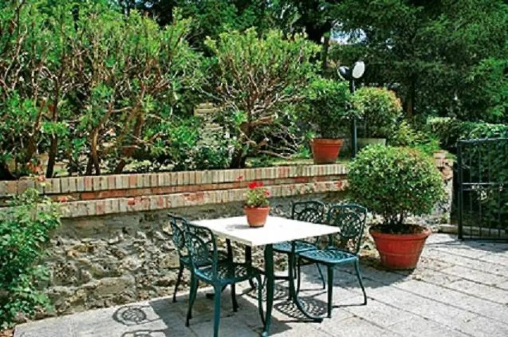 Apartment Appartamento La Palma San Gimignano Italien
